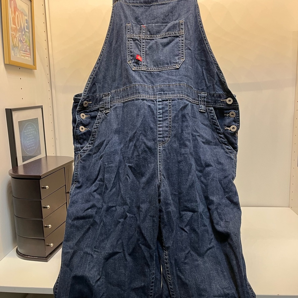 Dickies Overalls Women's Size Large, these fit a 5’8” person with good length
